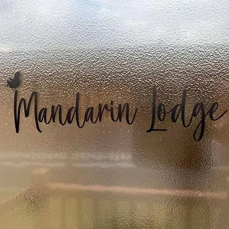 Mandarin With Hot Tub 木屋 *