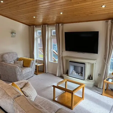 Prázdninový dům Mandarin With Hot Tub *