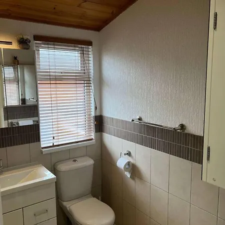 Mandarin With Hot Tub Prázdninový dům *